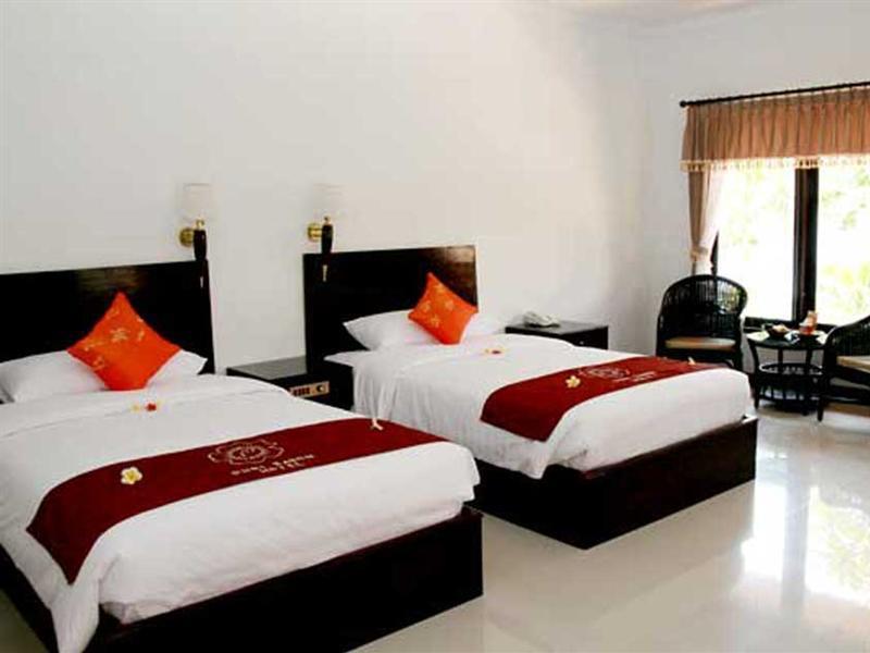 Puri Saron Hotel Baruna Beach Lovina Ngoại thất bức ảnh